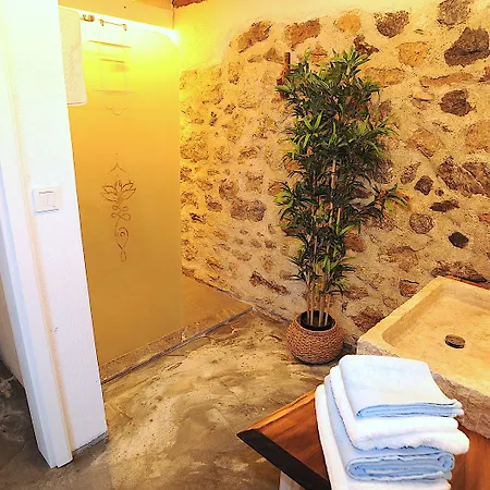 Hotel Bohemebleue *